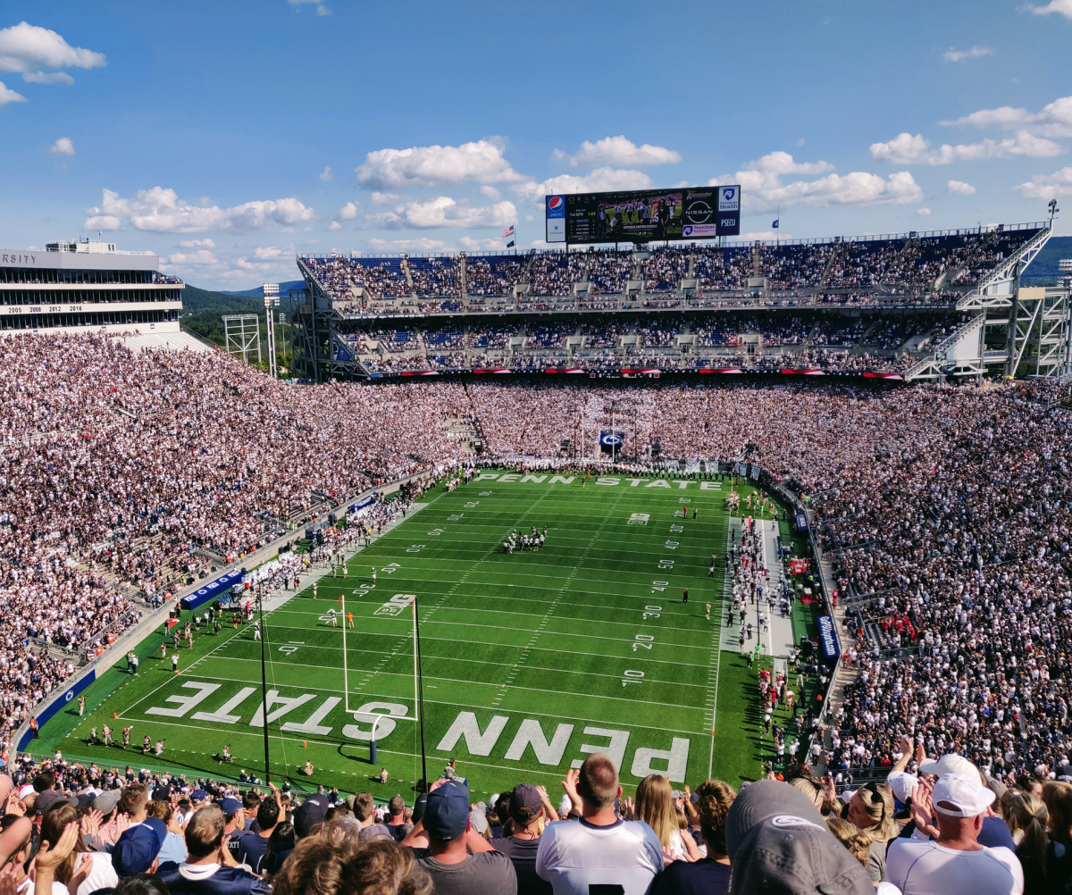 Beaver stadium filled with fans