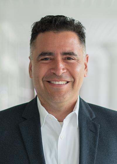 Luis Ayala headshot
