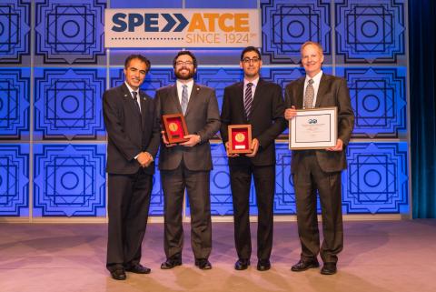 Researchers receiving award